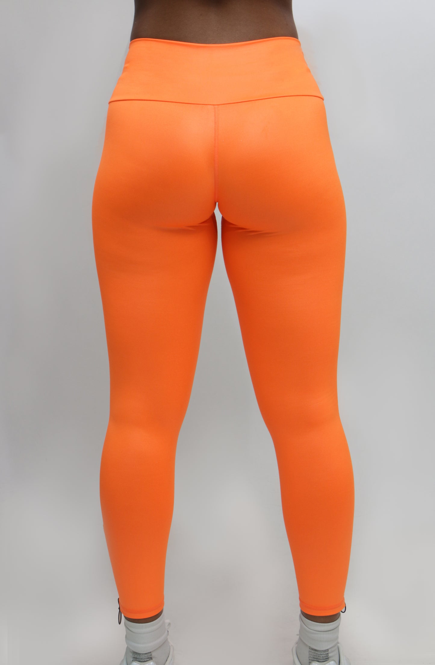 LuxeSkin Leggings With Zipper