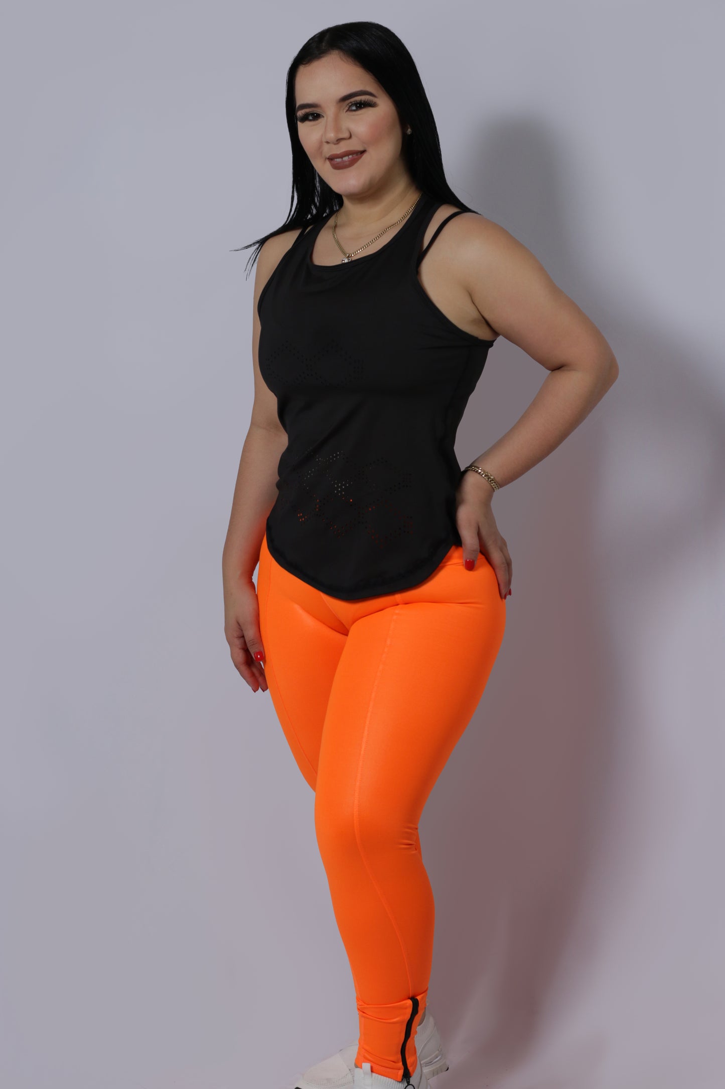 LuxeSkin Leggings With Zipper